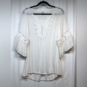 L*Space White Rayon Cutout Detail Blouse Top Shirt 3/4 Bell Sleeve Size Small